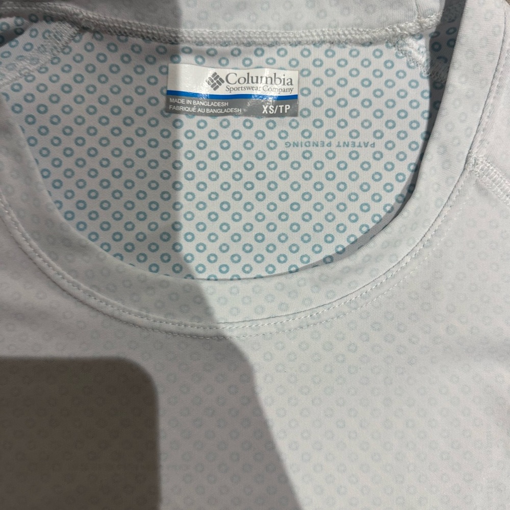 Columbia Light Gray and Blue Patterned Tee